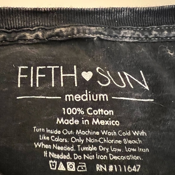 Fifth Sun Starry Night long sleeve T-shirt women’s Size M cutoff shirt - Picture 3 of 10